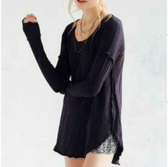 Urban Outfitters Tops - Truly Madly Deeply Raw hem Distressed Long sleeve